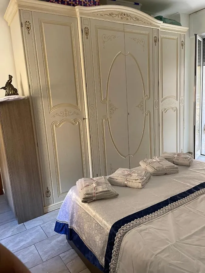 Casa Vacanza Rosmery Naples 0*,